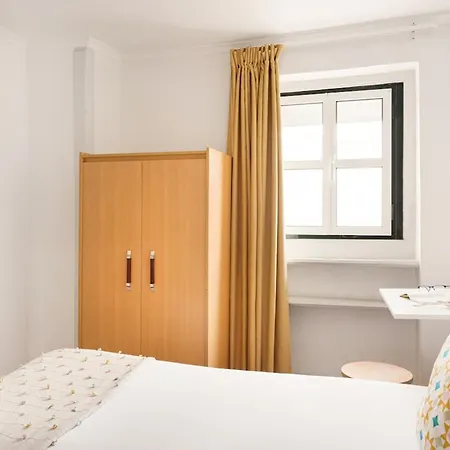 Cozy Loft In Historic Chiado Apartmán *