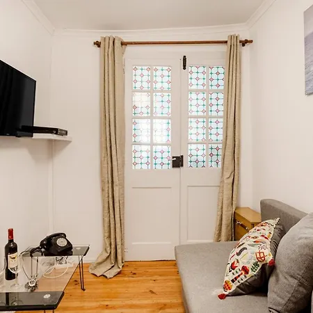 Cozy Loft In Historic Chiado Apartmán *