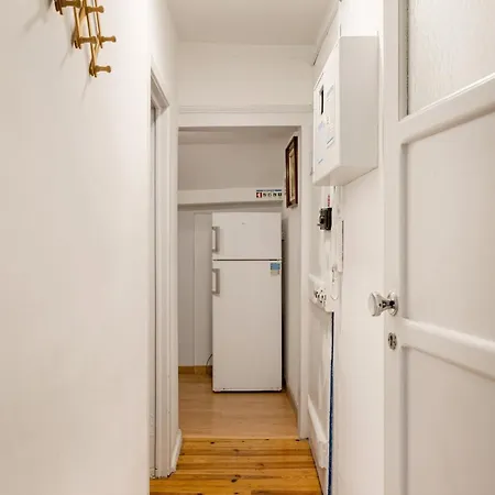 Cozy Loft In Historic Chiado Apartmán