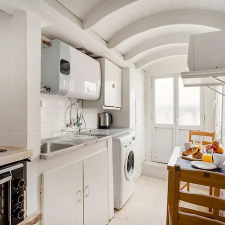Cozy Loft In Historic Chiado Apartmán Lisboa