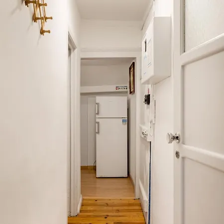 Cozy Loft In Historic Chiado Lisboa